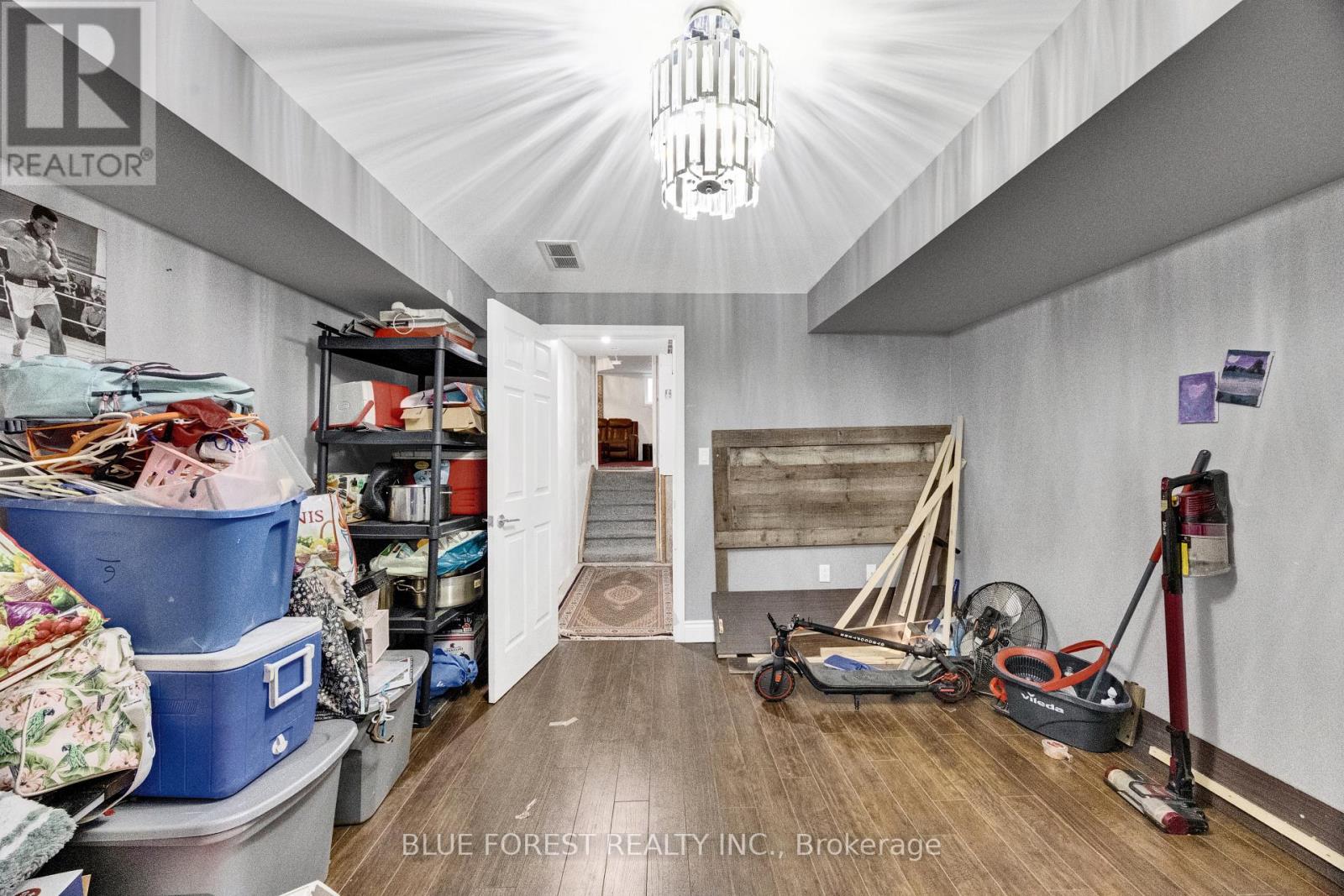 38 FOLKSTONE COURT - 36