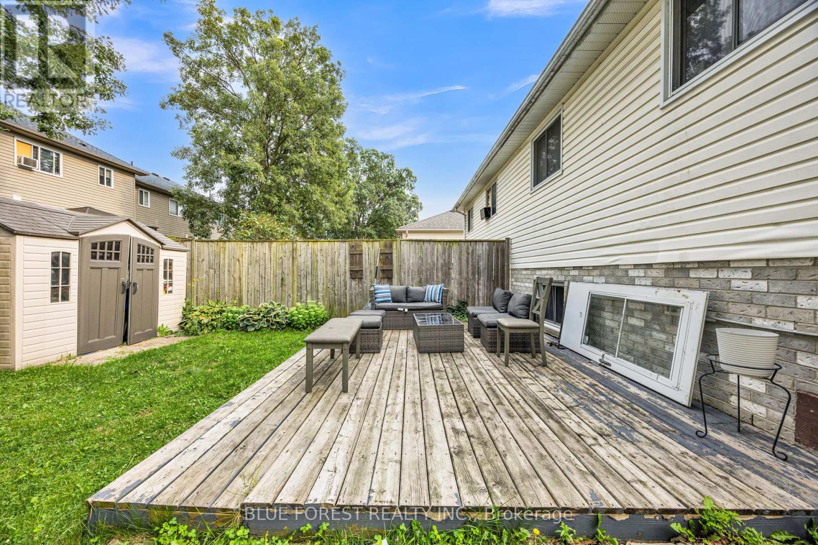 38 FOLKSTONE COURT - 40