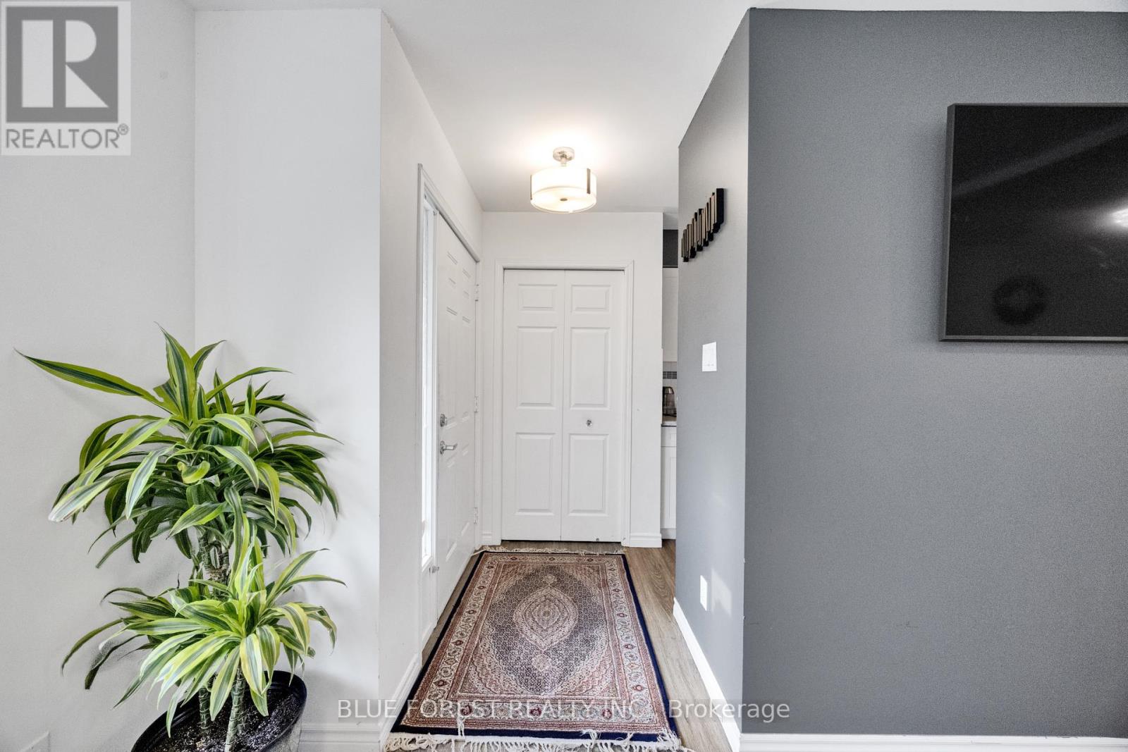 38 FOLKSTONE COURT - 6