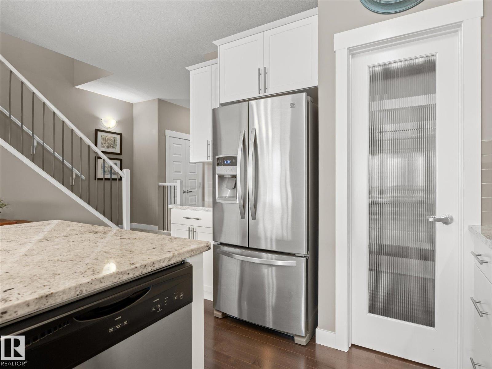 6318 167A Avenue NW - Photo 8