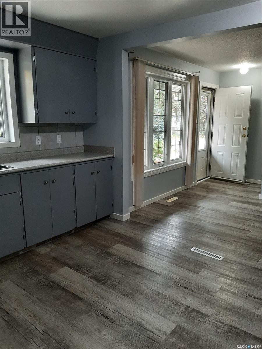 #3307/3309 Dawson CRESCENT - Image 34