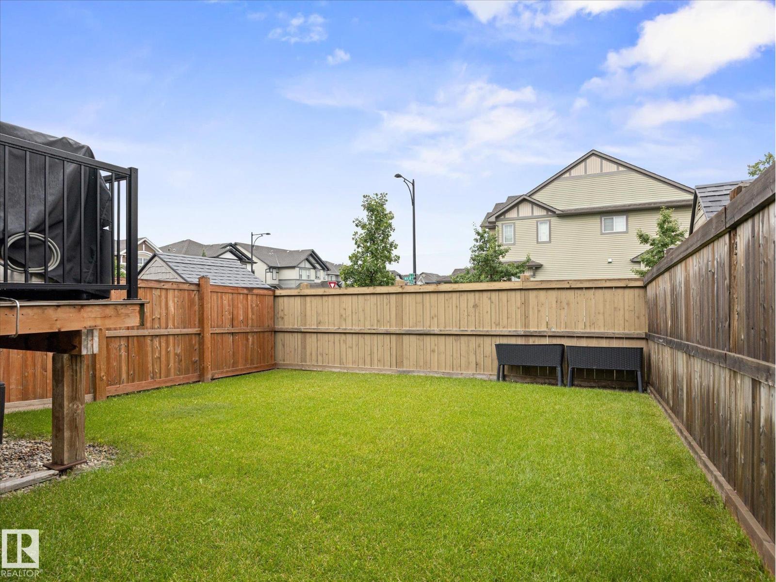 6318 167A AV NW - 30