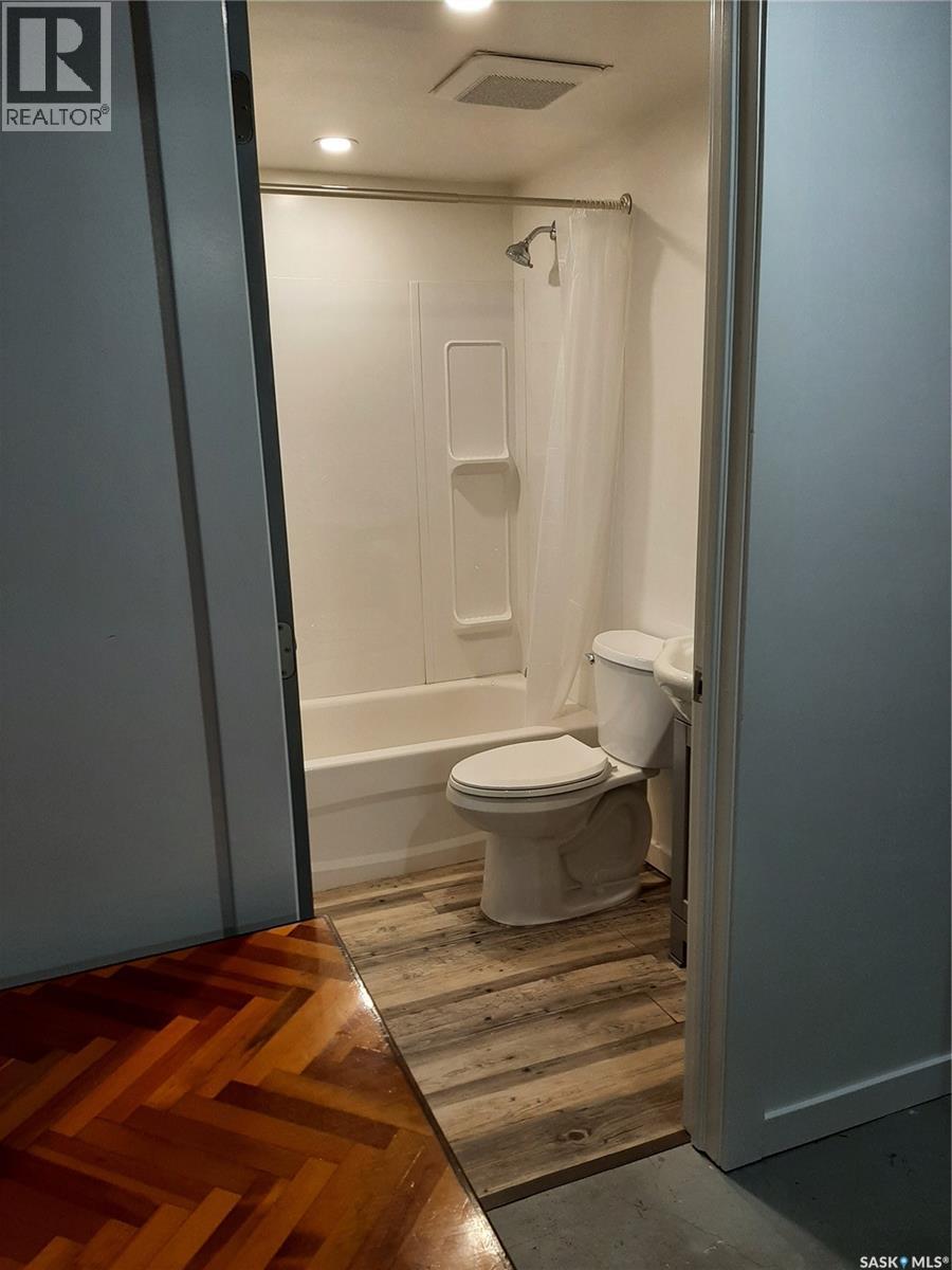 #3307/3309 Dawson CRESCENT - Image 38