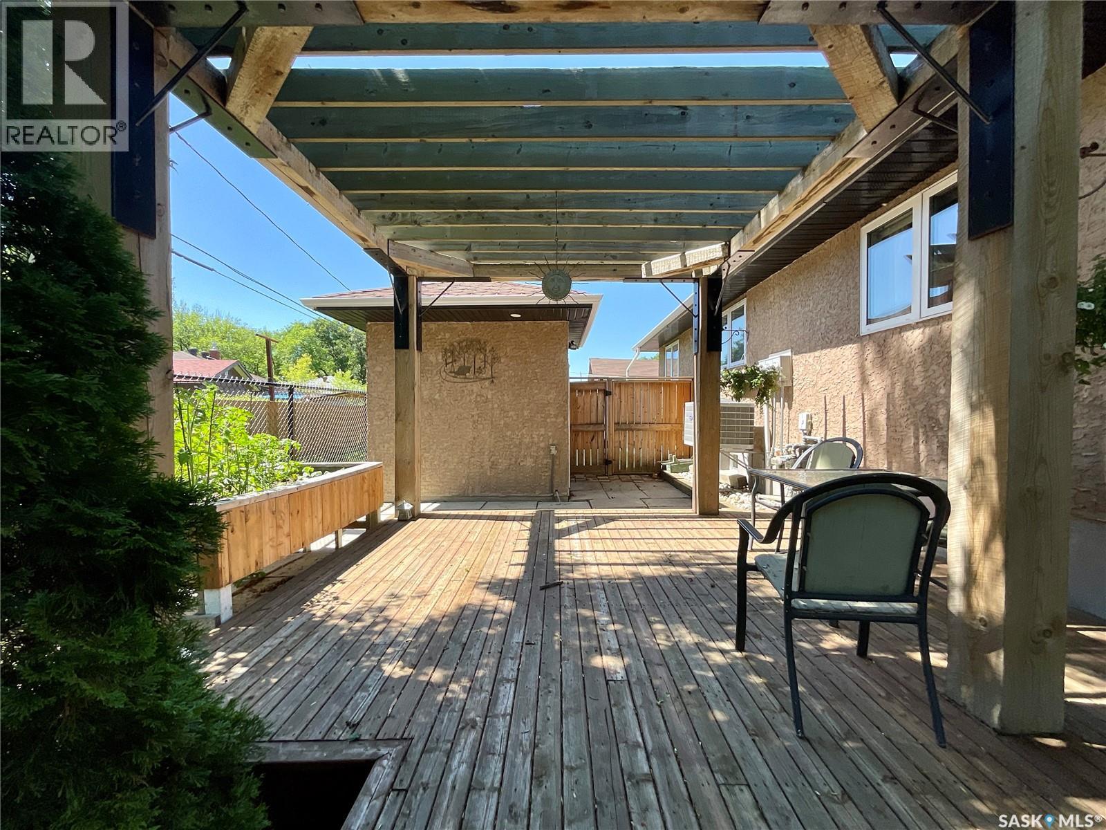 #3307/3309 Dawson CRESCENT - Image 42
