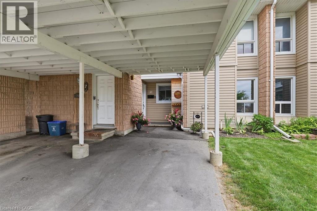 #8 65 GLAMIS Road - Image 9
