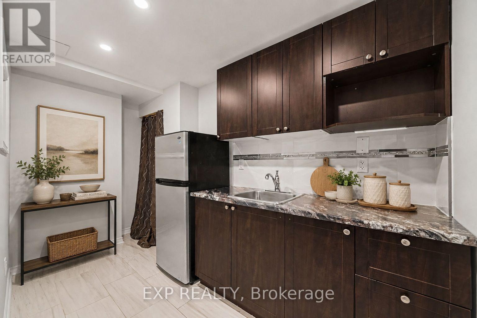 279 BRAMBLING WAY - 23