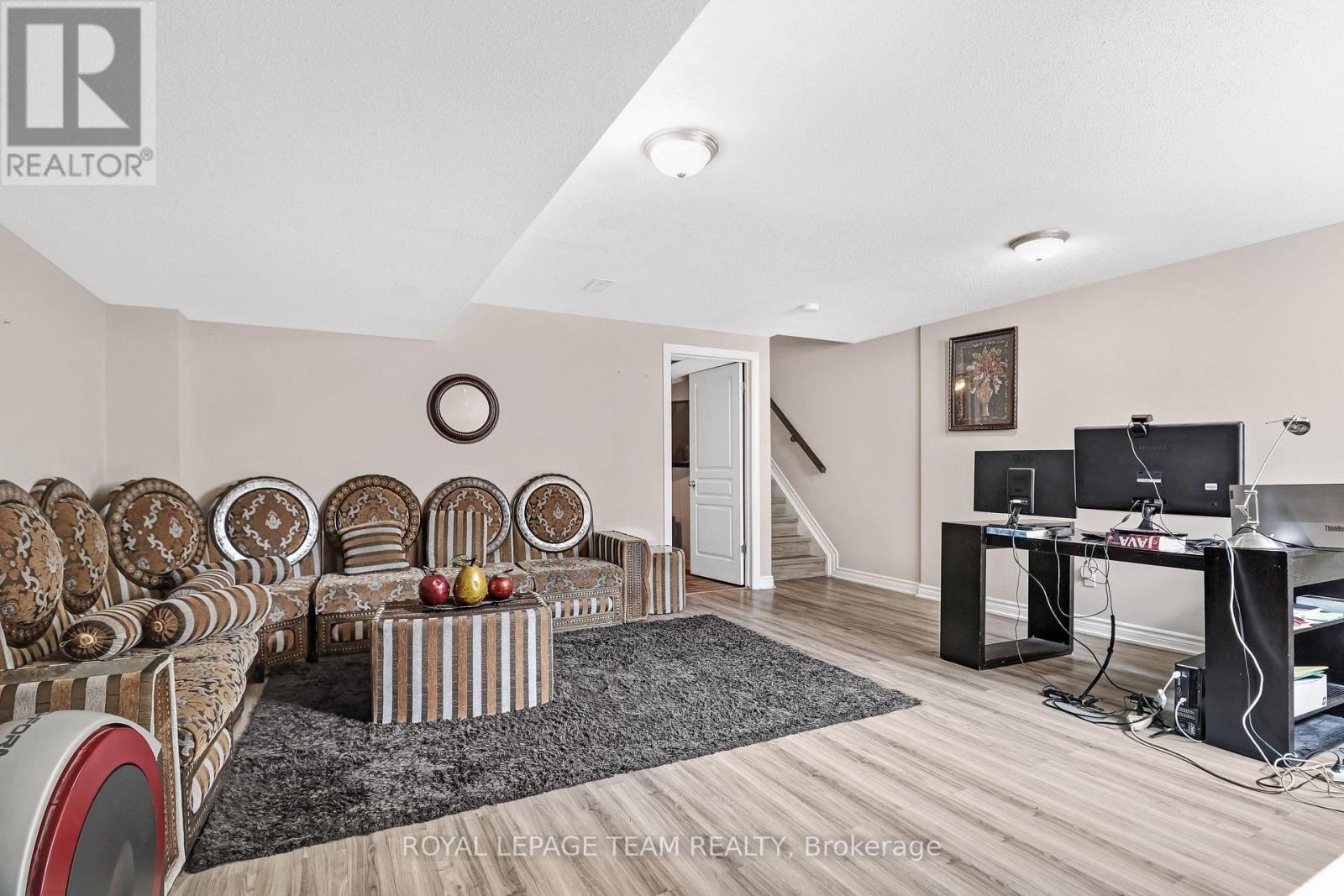 3 Bed, 3 Bath House for Sale in Ottawa – 2224 ANGELICA AVENUE, Ottawa – MLS# X13670550 - Image 24