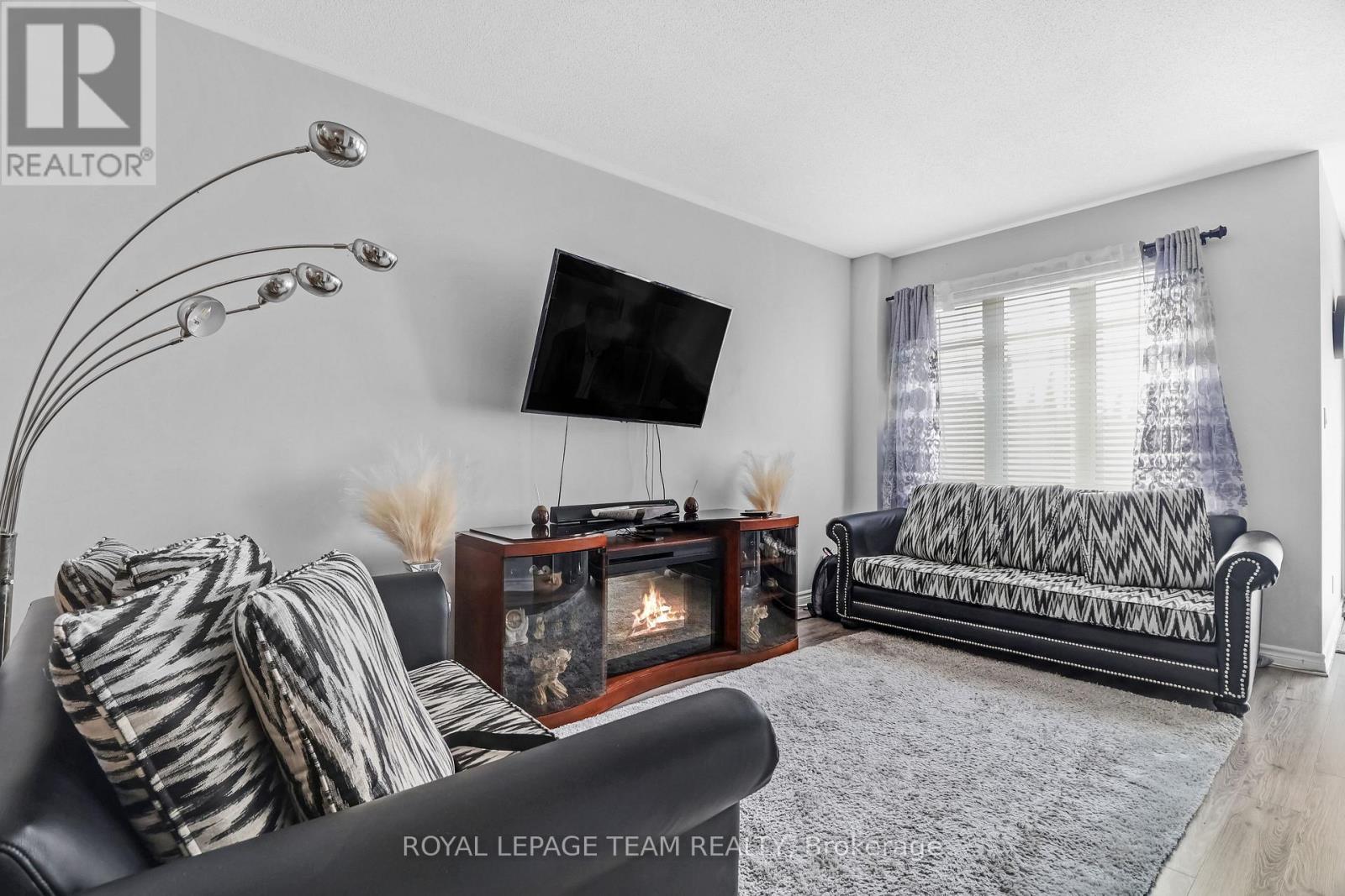 3 Bed, 3 Bath House for Sale in Ottawa – 2224 ANGELICA AVENUE, Ottawa – MLS# X13670550 - Image 8