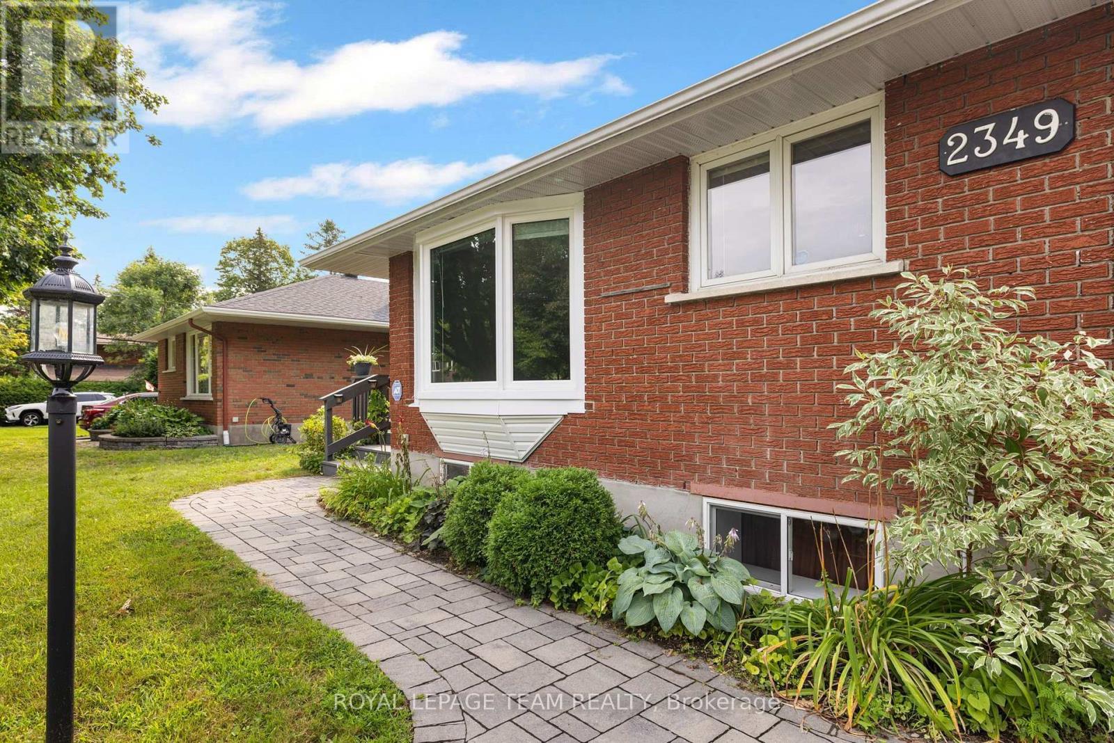 2349 EDWIN CRESCENT - 5
