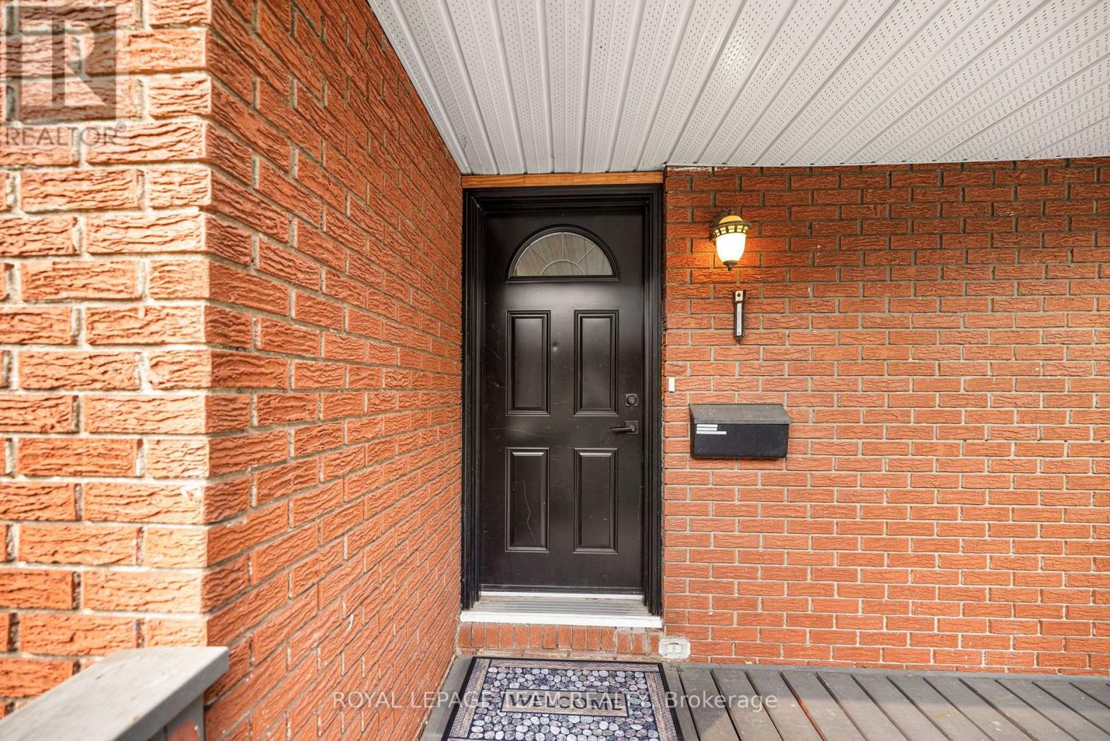 2349 EDWIN CRESCENT - 7