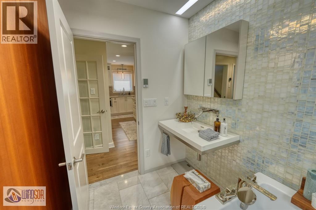 236 PRADO - Image 16