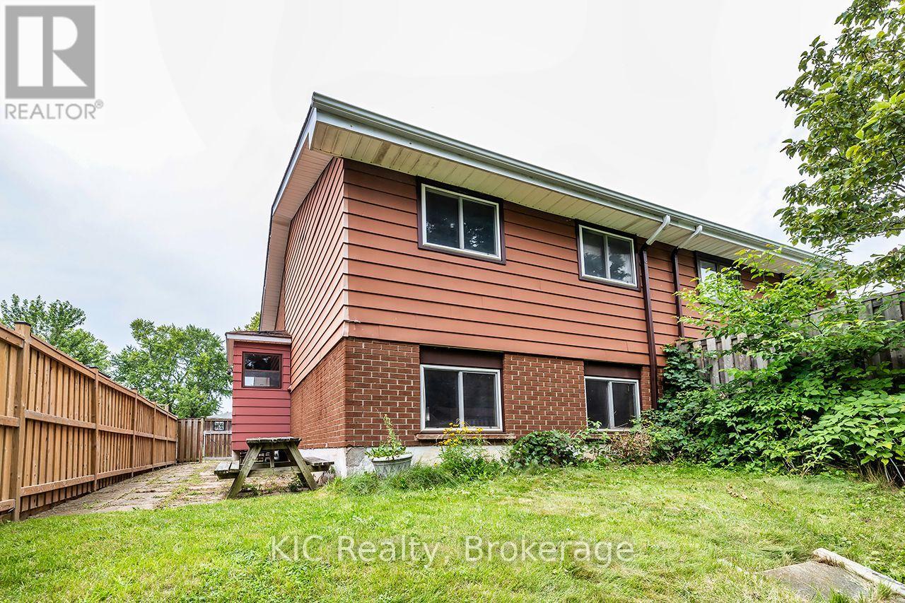 1151 VALLEY COURT - 48
