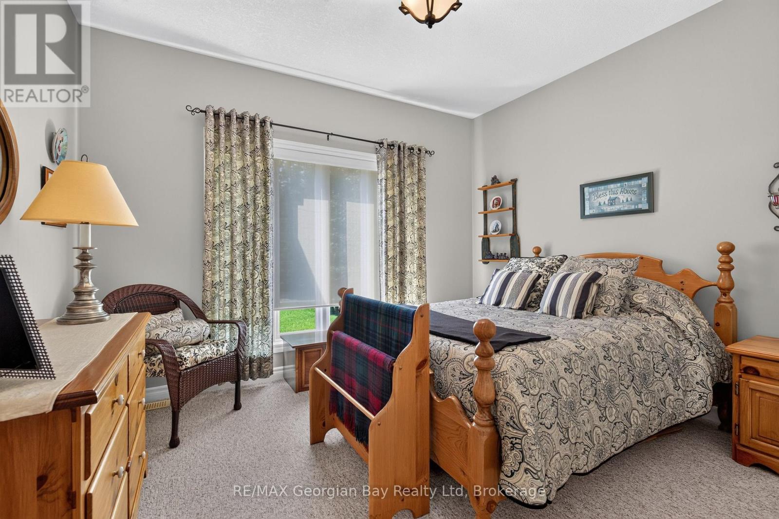 1339 TINY BEACHES ROAD N - Image 15