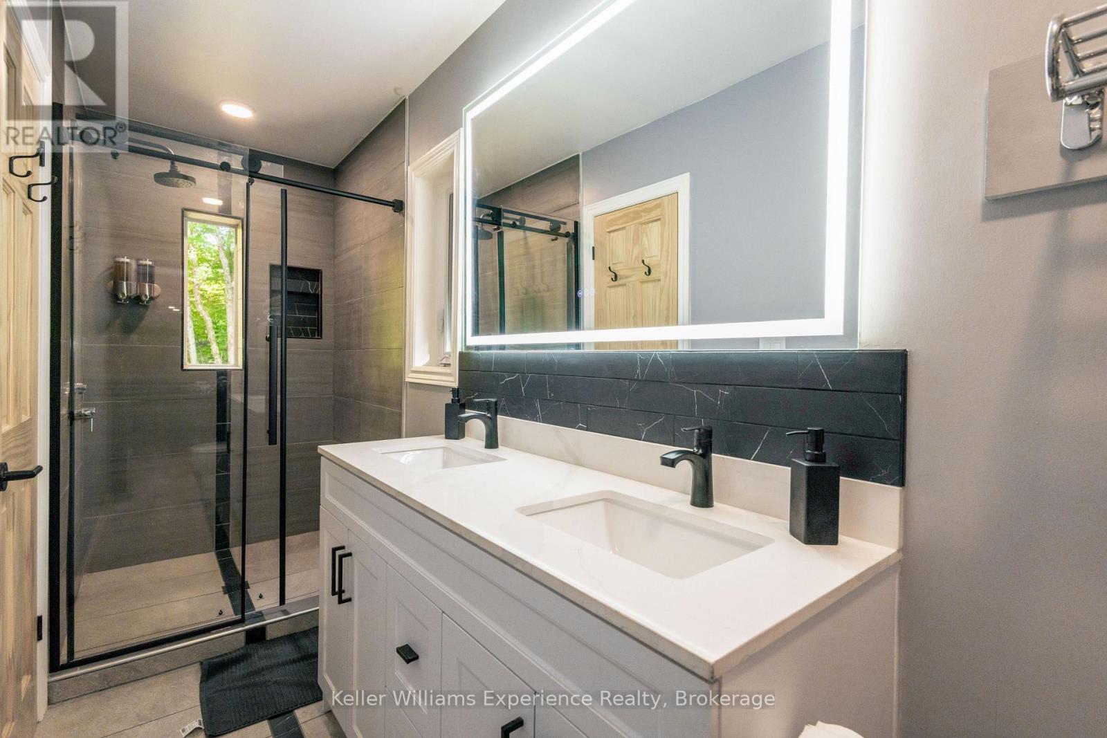 1382 ECHO RIDGE ROAD - Image 14