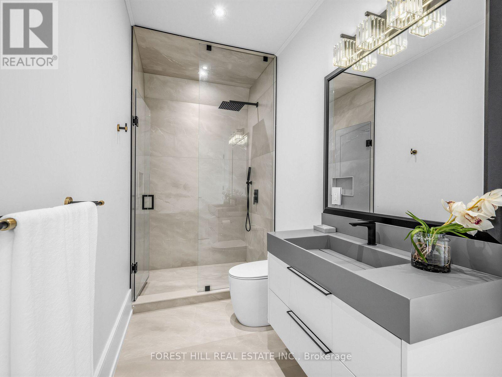 229 FLORENCE AVENUE - Image 34