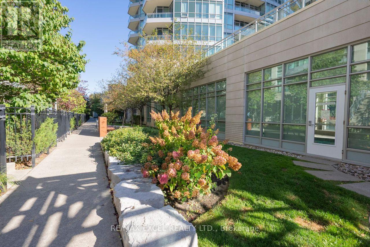 #2602 18 HOLMES AVENUE - 30