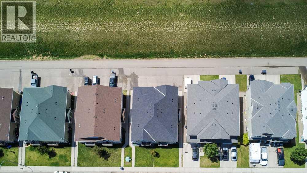 #1 4406 Lake Drive - 39