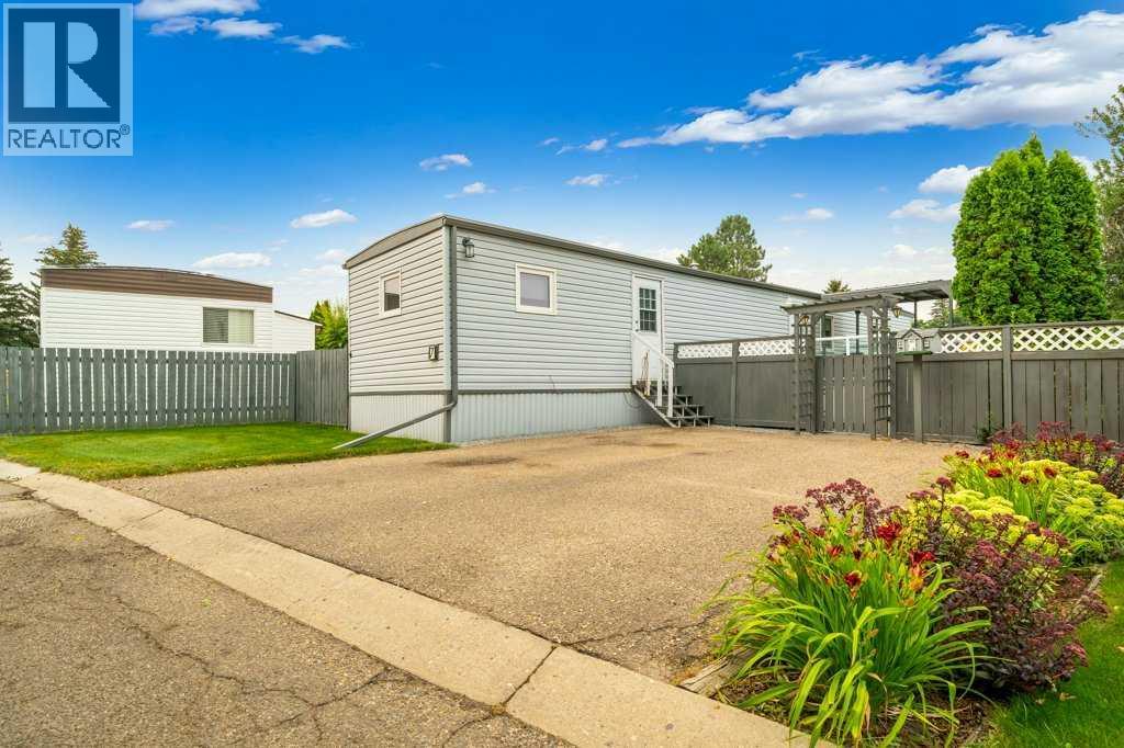 7, 2248 Southview Drive SE - 1