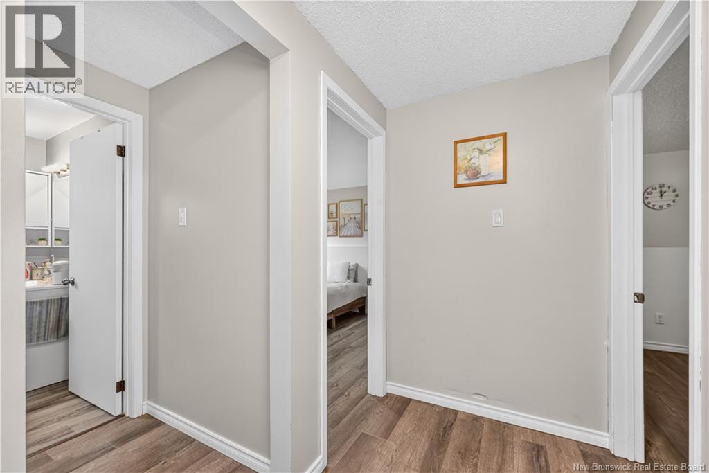 81 Queensway Drive - Image 35