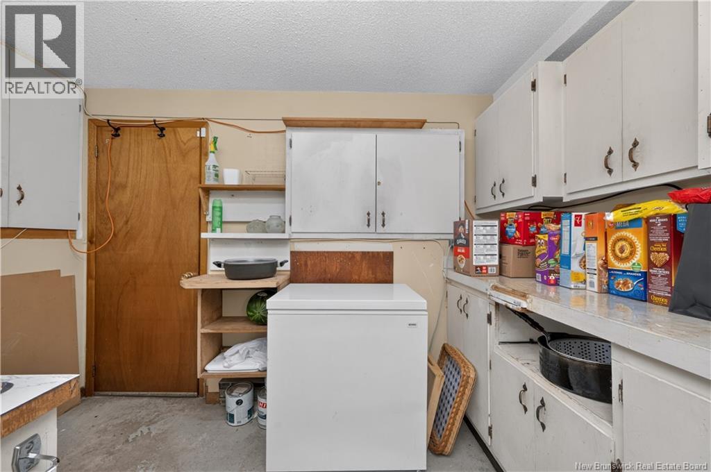 81 Queensway Drive - Image 45