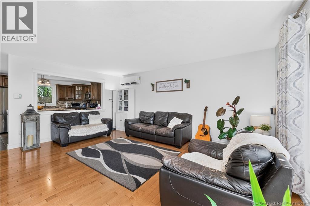 81 Queensway Drive - Image 4