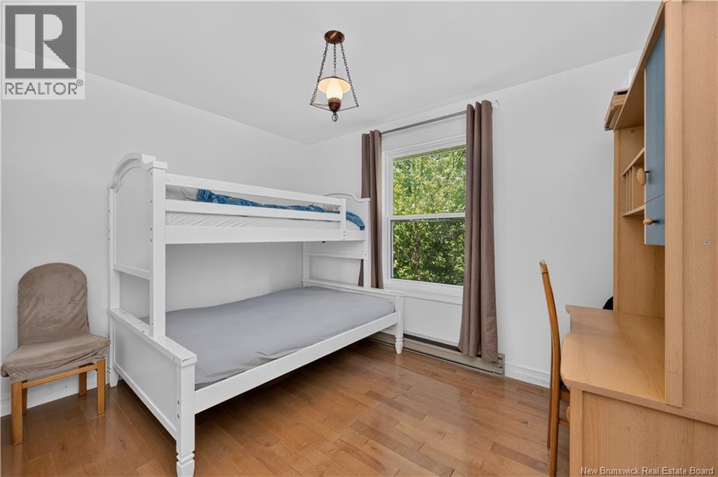 81 Queensway Drive - Image 16