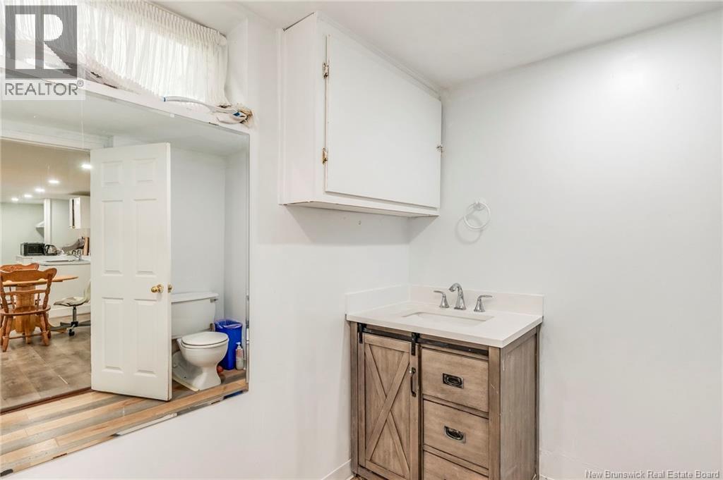 21 Mount Royal Boulevard - 23
