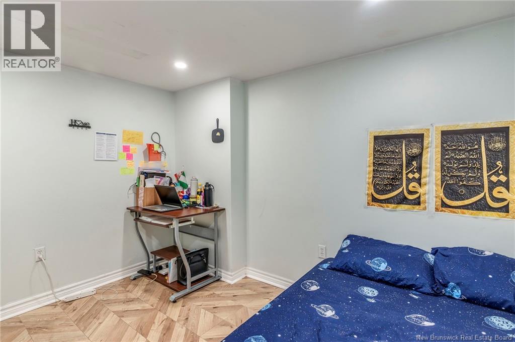 21 Mount Royal Boulevard - 21