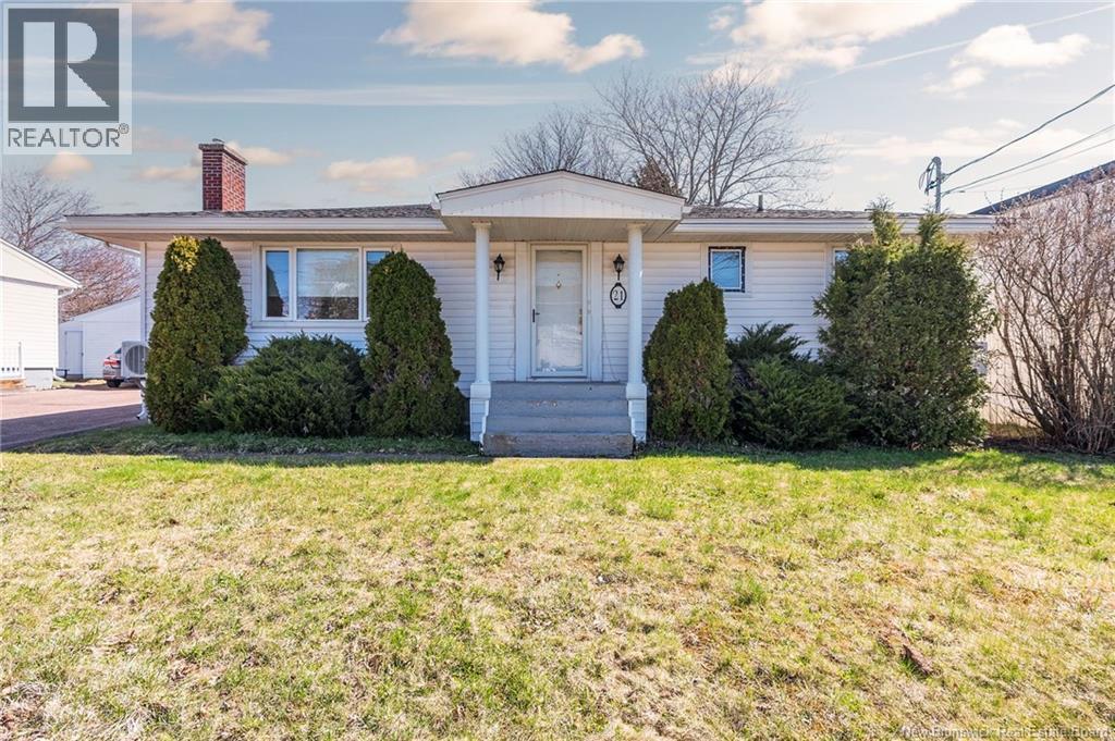 21 Mount Royal Boulevard