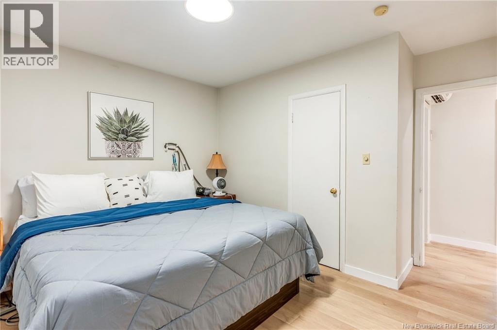 21 Mount Royal Boulevard - 34
