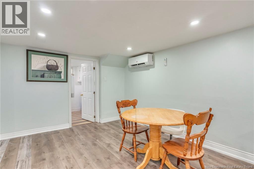 21 Mount Royal Boulevard - 26