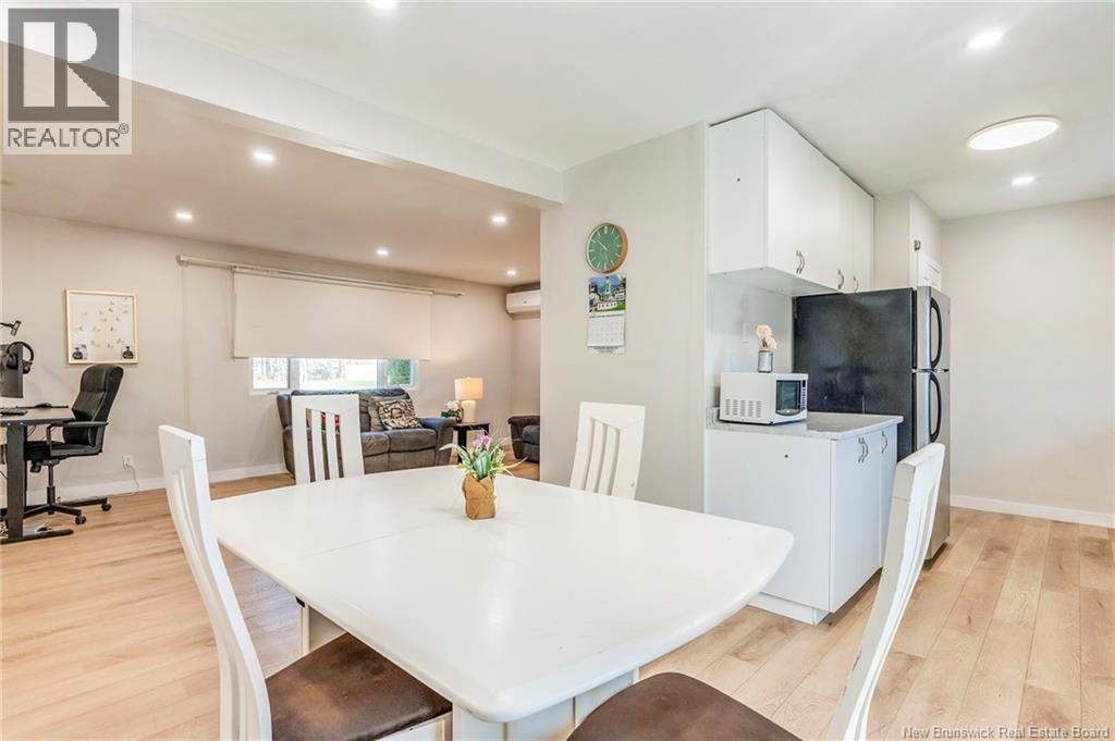 21 Mount Royal Boulevard - 13