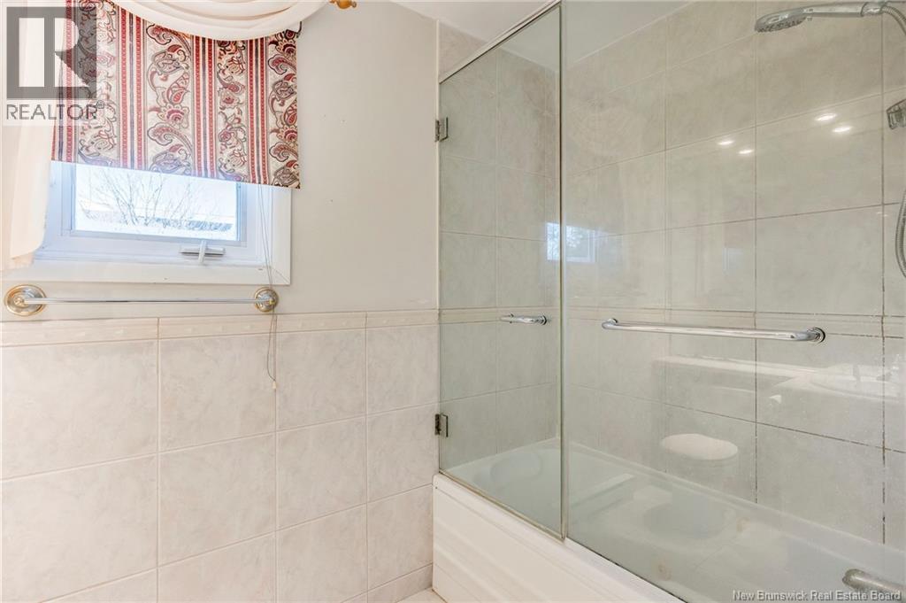 21 Mount Royal Boulevard - 39