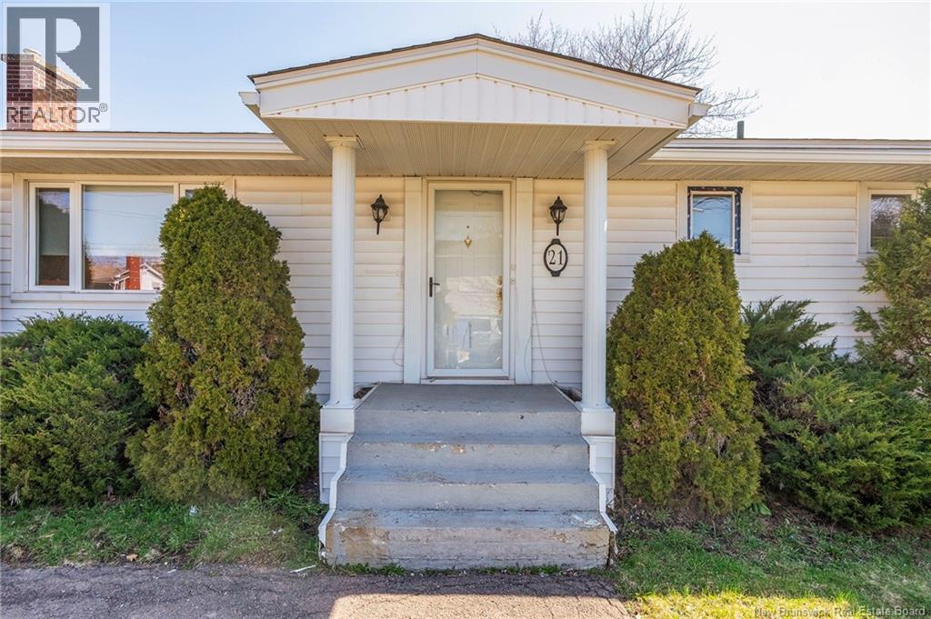 21 Mount Royal Boulevard - Image 42