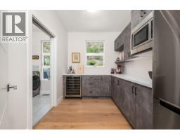 9839 Beacon Hill Crescent, Lake Country, BC V4V0A9 Photo 31