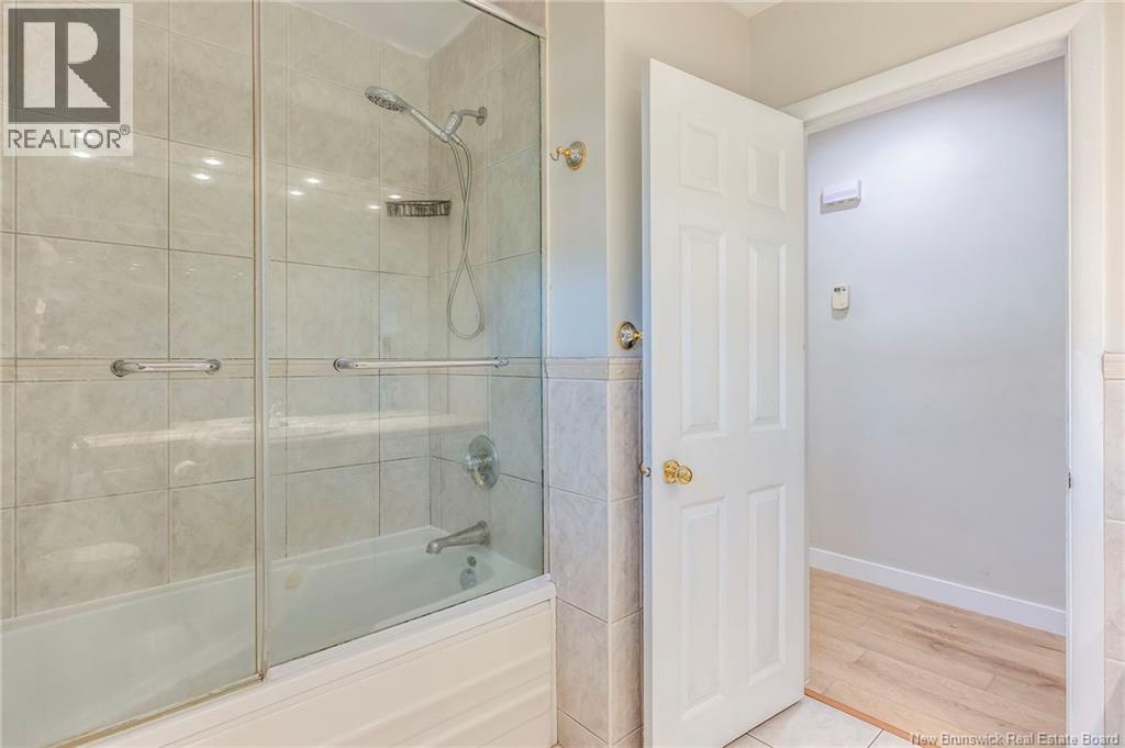 21 Mount Royal Boulevard - 38