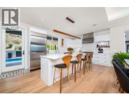 9839 Beacon Hill Crescent, Lake Country, BC V4V0A9 Photo 16