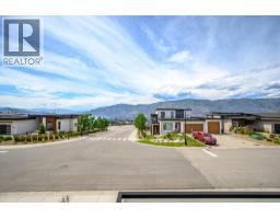 9839 Beacon Hill Crescent, Lake Country, BC V4V0A9 Photo 28