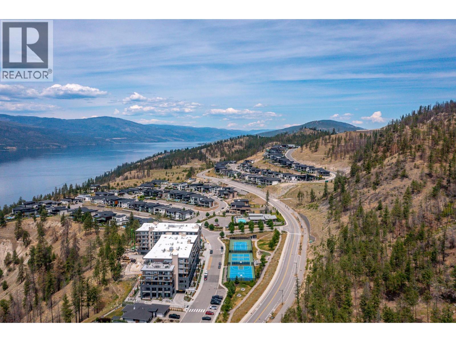 9839 Beacon Hill Crescent - 67