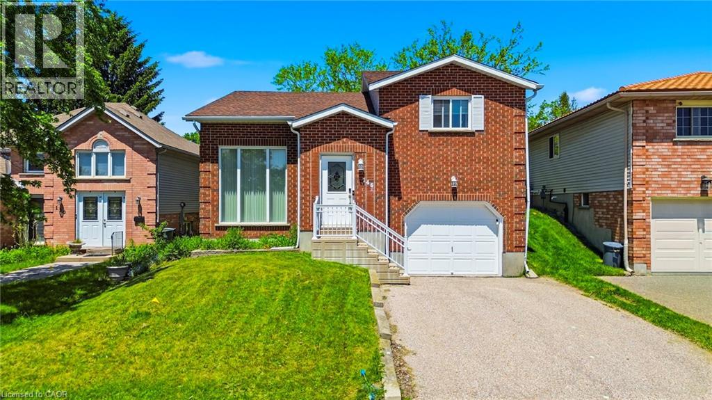 146 BANKSIDE Drive Unit# Upper — photo 1