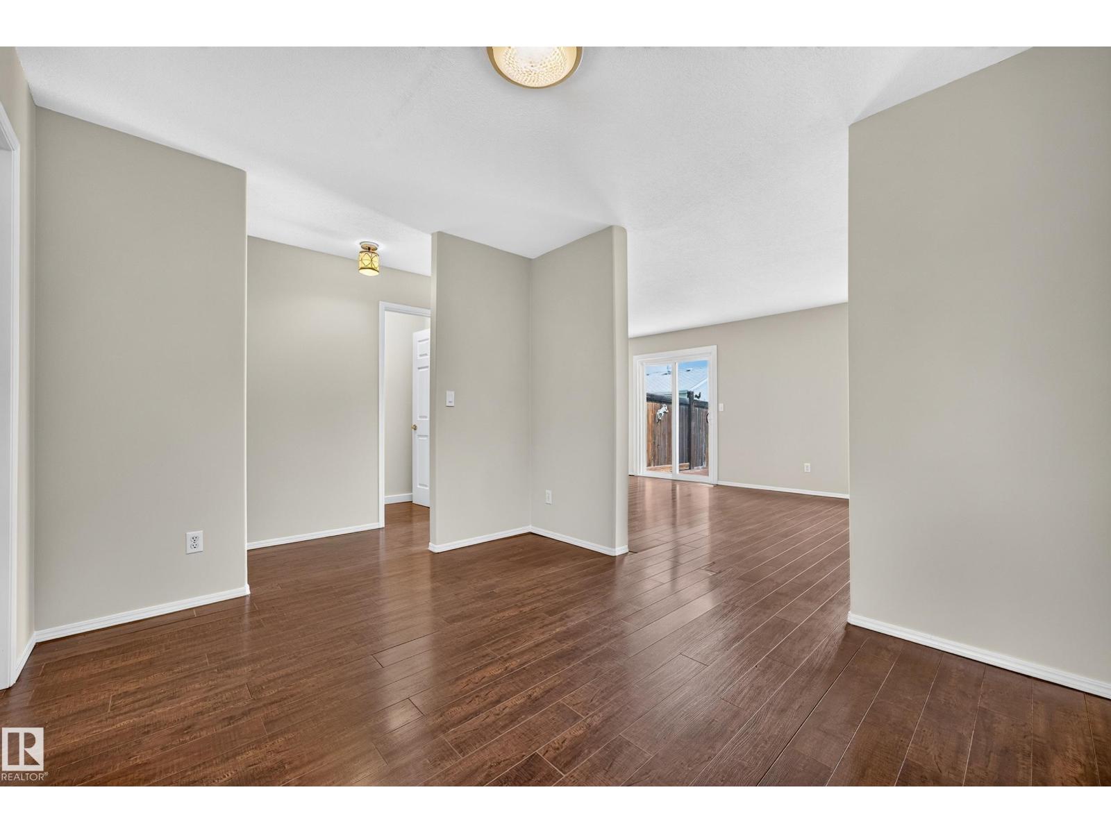 #14 14803 34 ST NW - 10