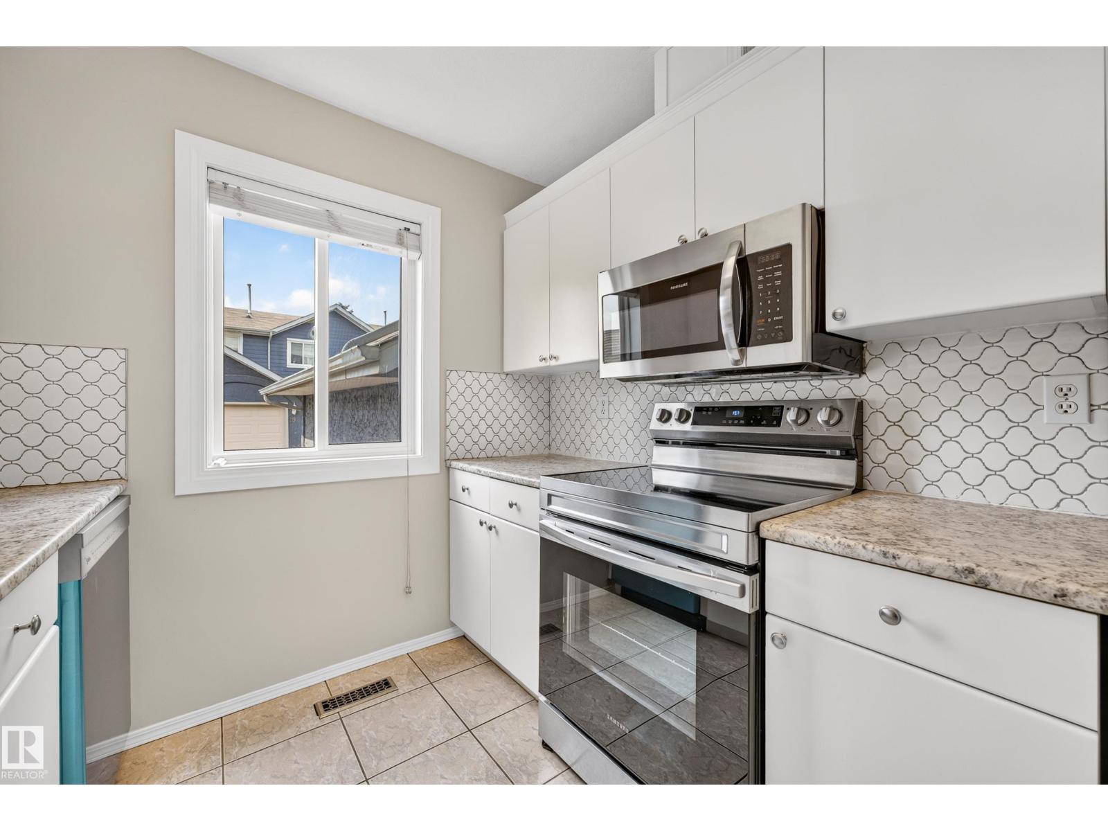 #14 14803 34 ST NW - 15
