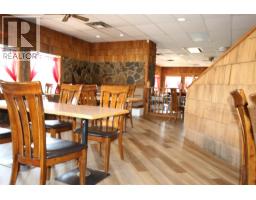 300 Iles Way, Tumbler Ridge, BC V0C2W0 Photo 10