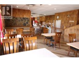 300 Iles Way, Tumbler Ridge, BC V0C2W0 Photo 11