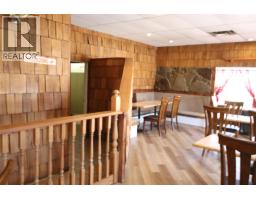 300 Iles Way, Tumbler Ridge, BC V0C2W0 Photo 9