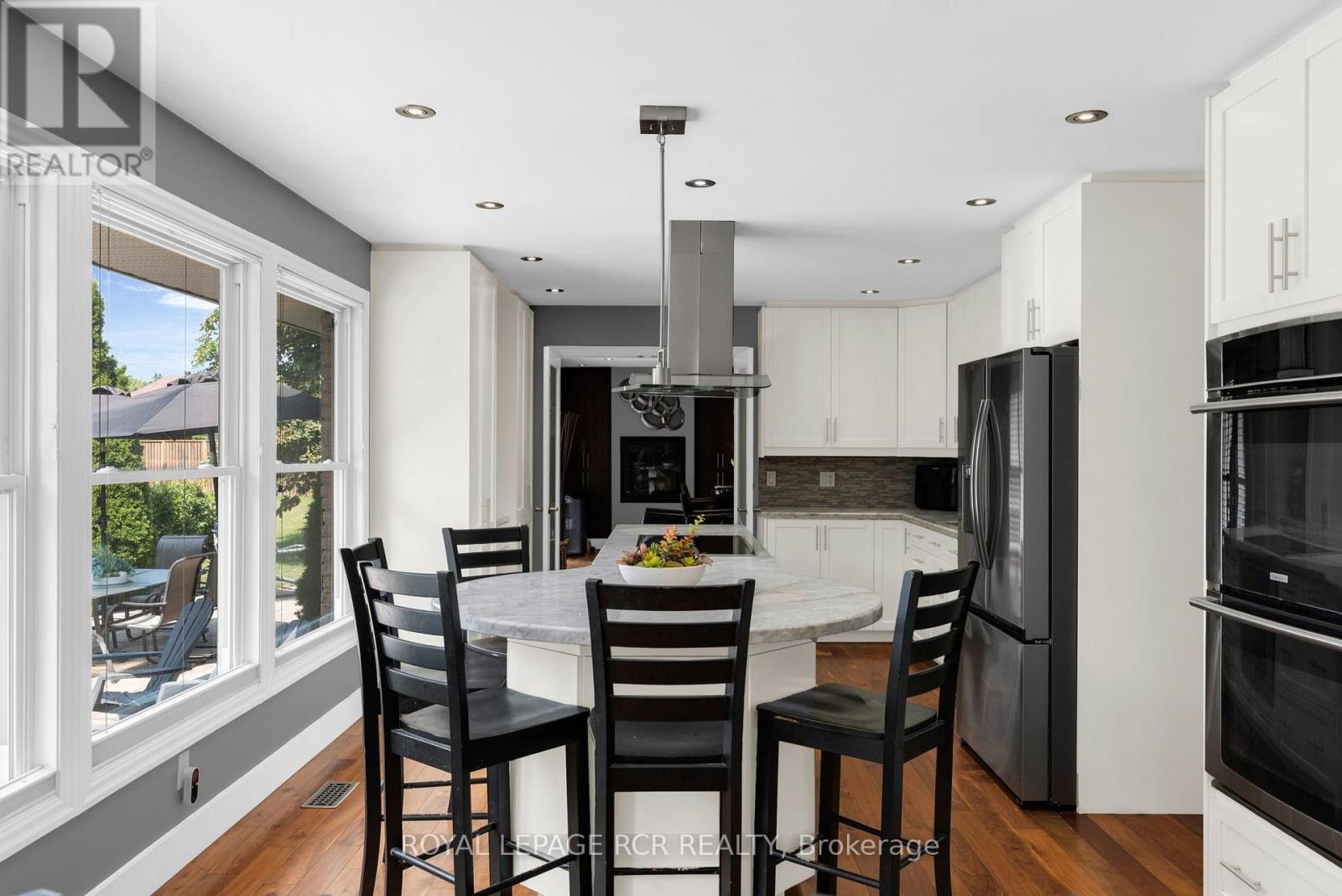 20 DOUGLAS DRIVE - Image 11