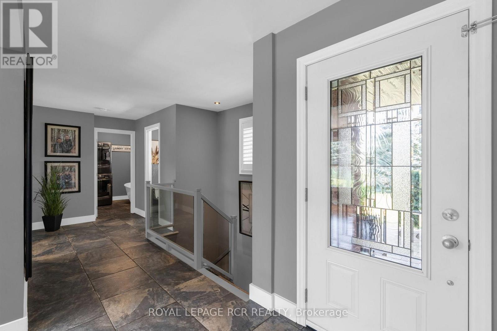 20 DOUGLAS DRIVE - Image 4
