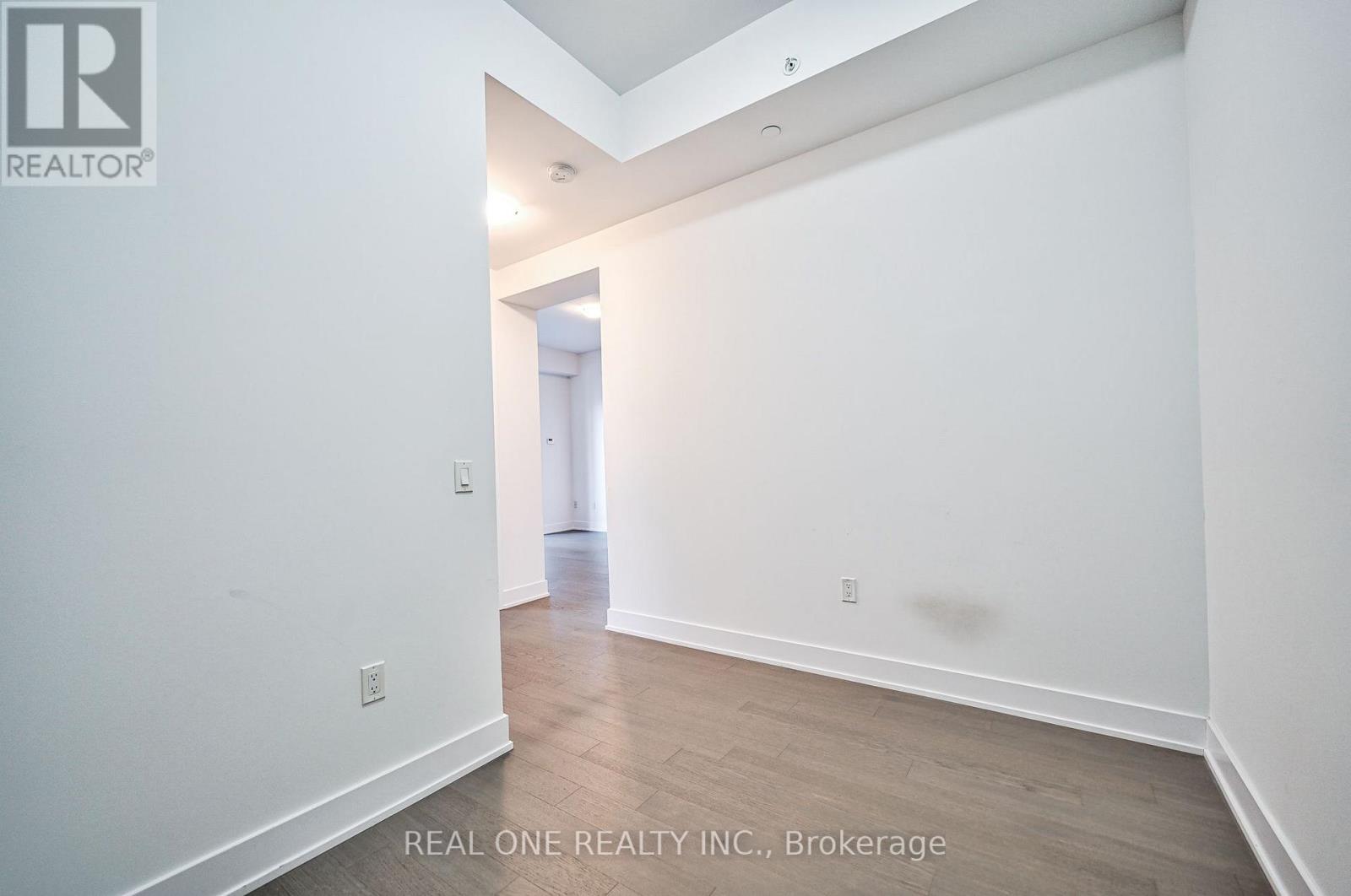 #231 30 SHORE BREEZE DRIVE - 20