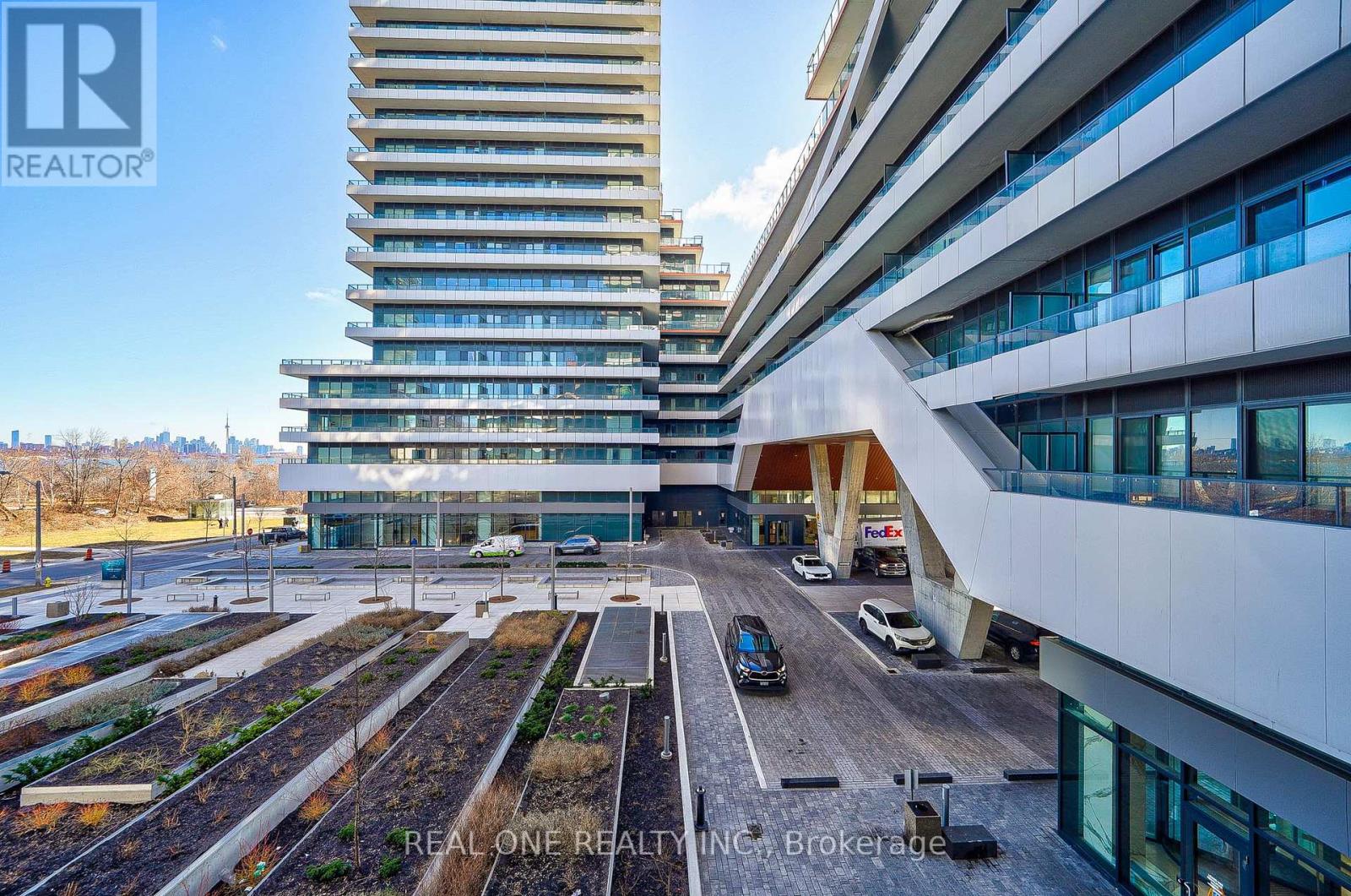 #231 30 SHORE BREEZE DRIVE - Image 27