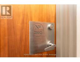 2102 - 33 Elm Drive, Mississauga, ON L5B4L2 Photo 12